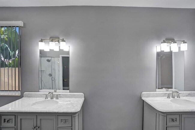 Building Photo - 11032 Boston Dr