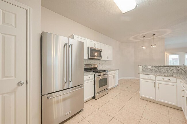 Building Photo - 17435 Turquoise Stream Dr