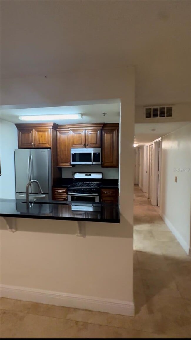 Building Photo - 2053 Dixie Belle Dr