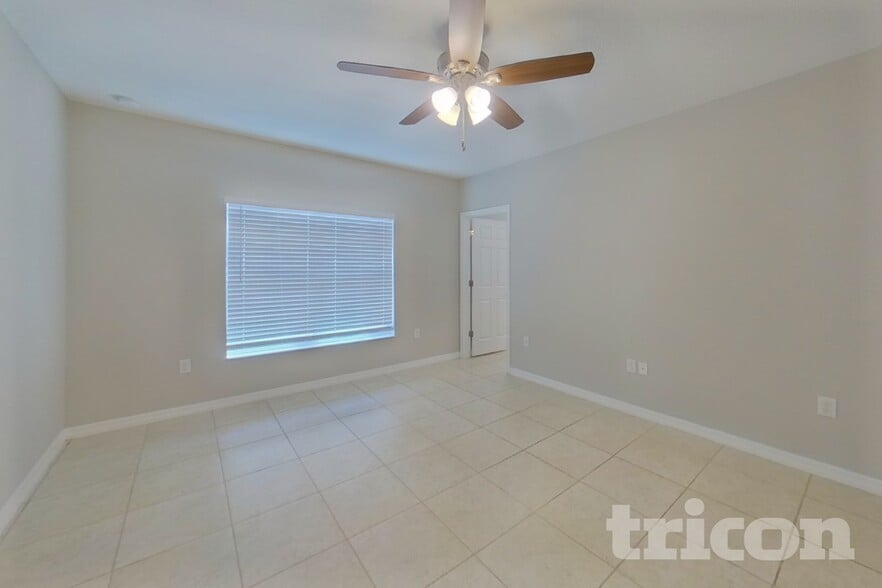 Building Photo - 417 Kestrel Dr