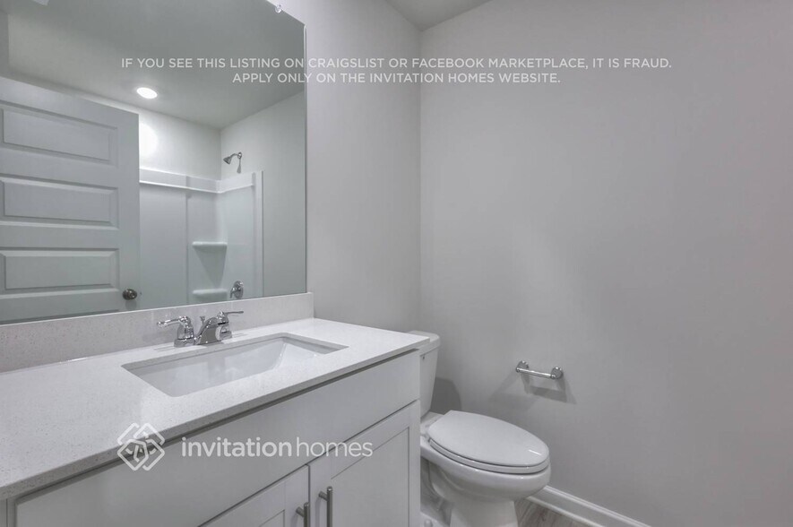 Building Photo - 1003 Legacy Ct