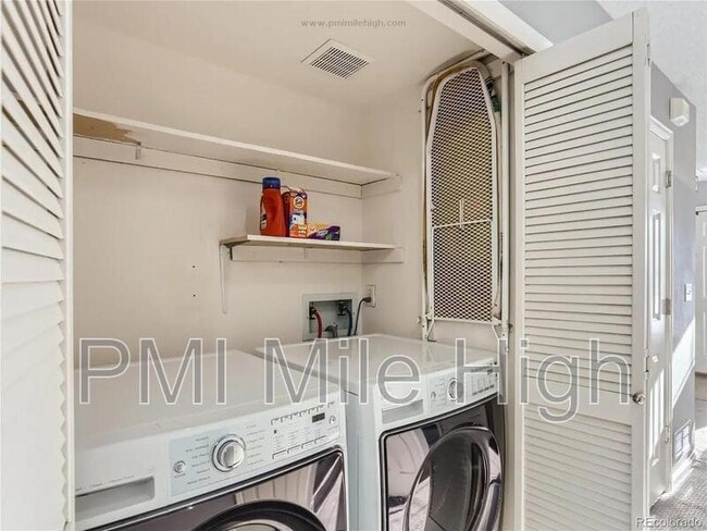Building Photo - 3054 W 107th Pl
