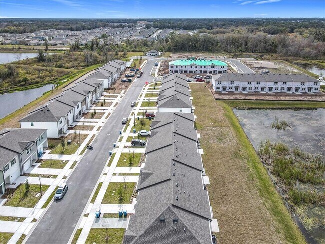 Building Photo - 3270 Vesara Dr