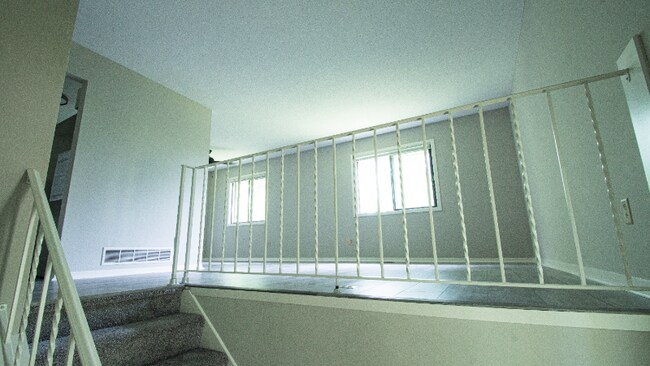 Building Photo - 7501 Upper 167th St W