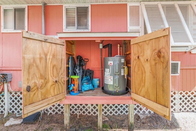 Building Photo - 1603 Gulf Dr N