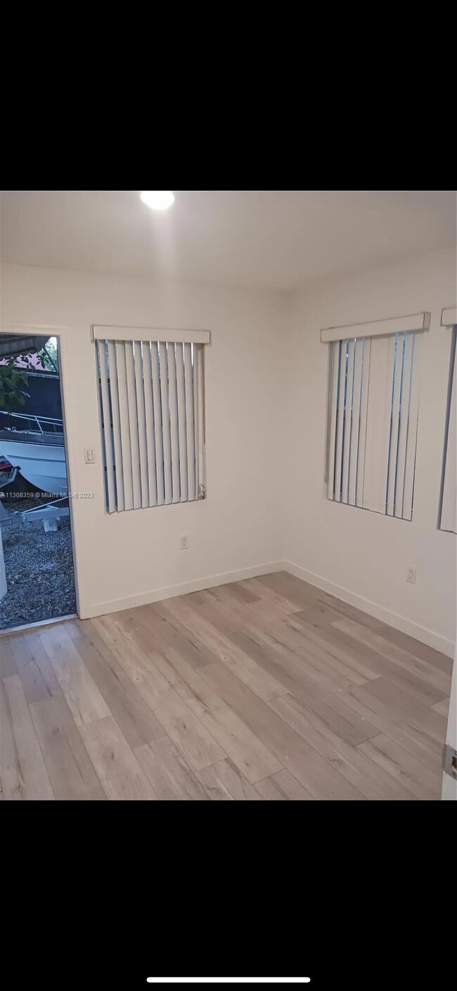 Building Photo - 1183 NW 26th St