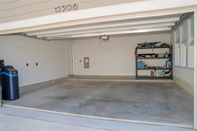 Building Photo - 13506 Martin Scott Cv