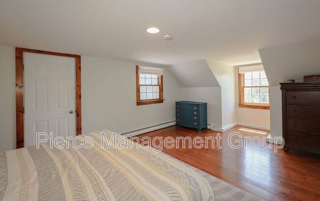 Building Photo - 32 Morse Cir