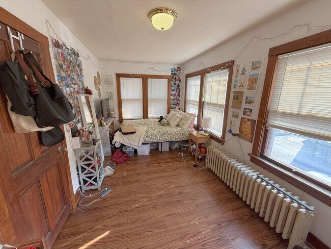Building Photo - 1317 Randall Ct
