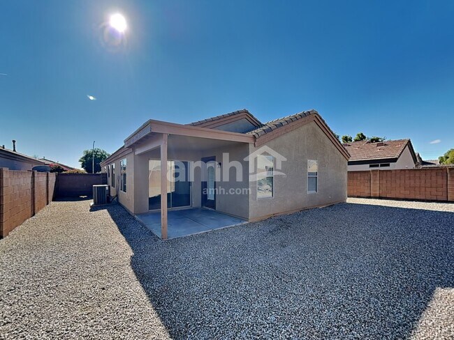 Building Photo - 16200 W Mauna Loa Ln