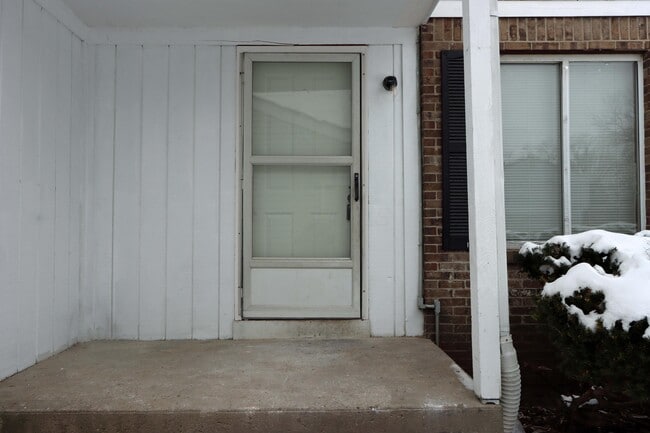 Building Photo - 5740 Vestry Ct