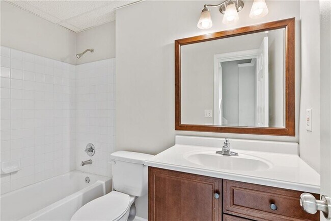 Building Photo - 11100 Chandon Way