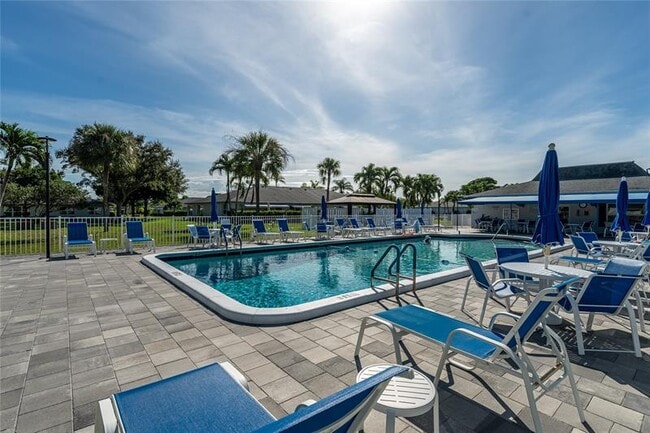 Building Photo - 1130 Circle Ter