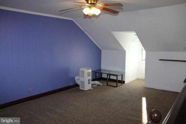 Building Photo - 4144 Freeland Ave