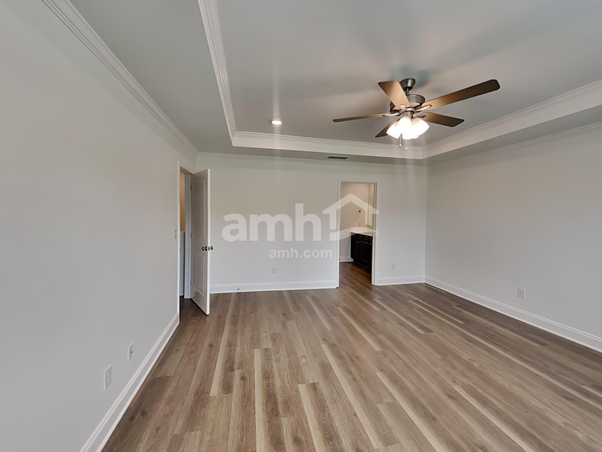 Building Photo - 2108 Williamshire Ln