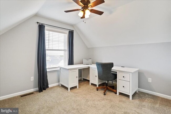 Building Photo - 115 Beauregard Dr