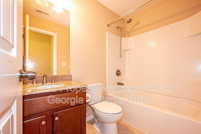 Building Photo - 13117 W Twin Alley