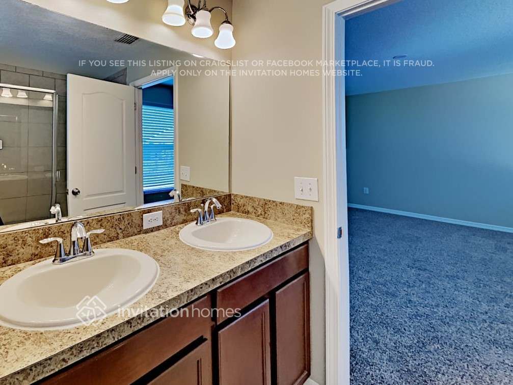 Building Photo - 1145 Seminole Sky Dr
