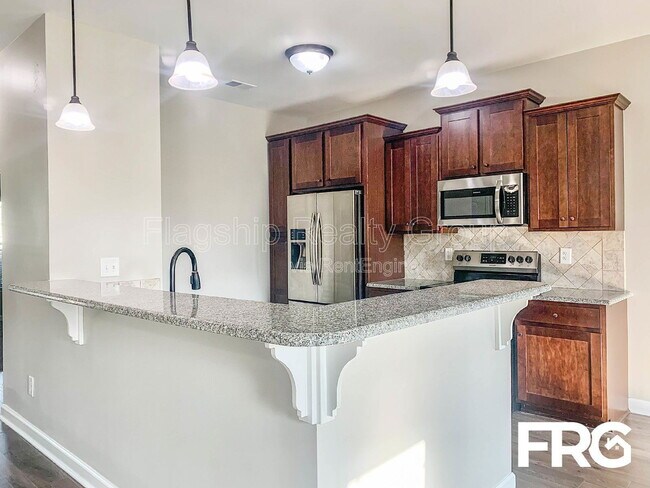 Building Photo - 230 Planters Ridge Dr