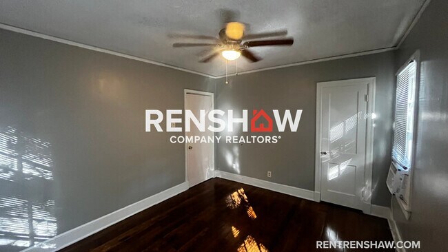 Building Photo - 2915 Felix Ave