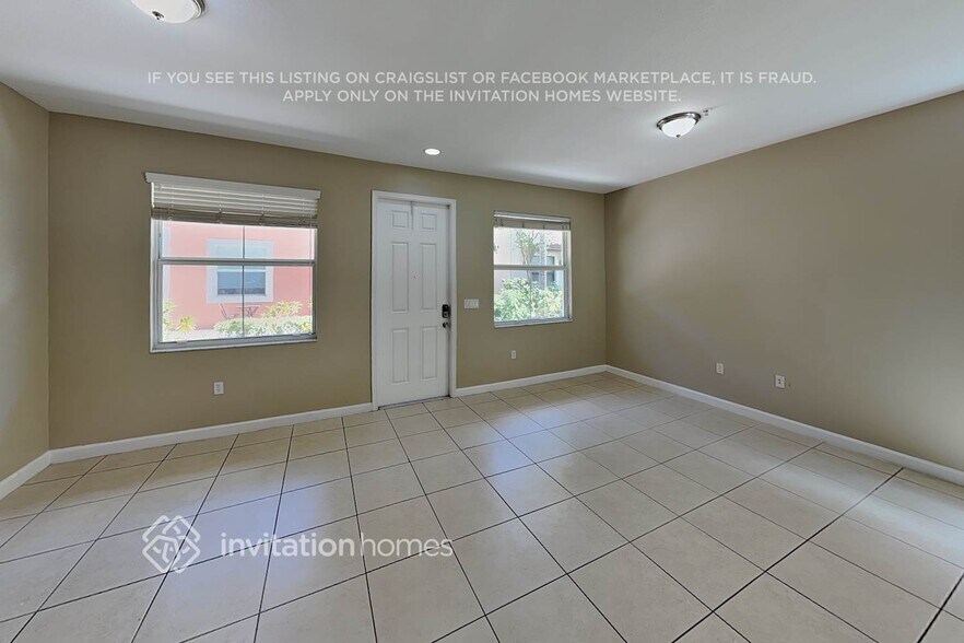 Building Photo - 12643 NW 32nd Ct