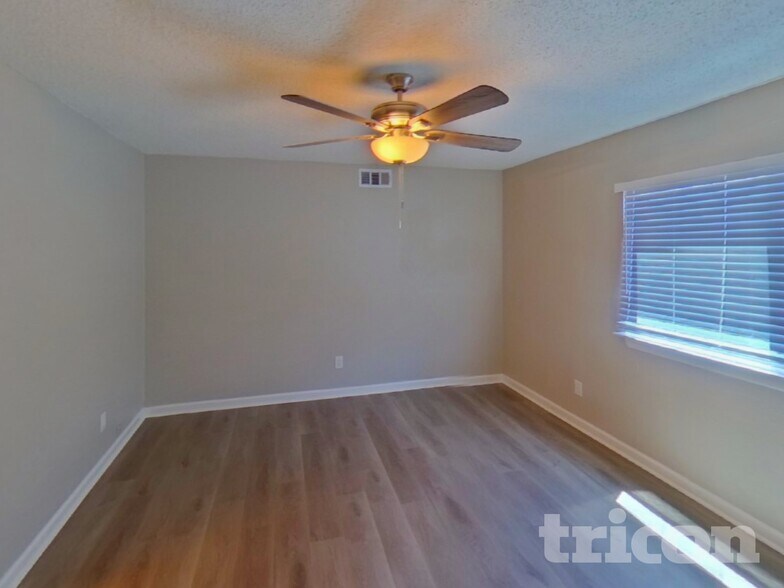 Building Photo - 2908 Lemmontree Ln