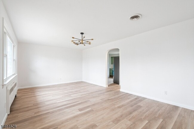 Building Photo - 929 Heaton Pl