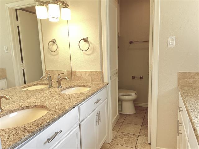 Building Photo - 7517 Wellcrest Dr