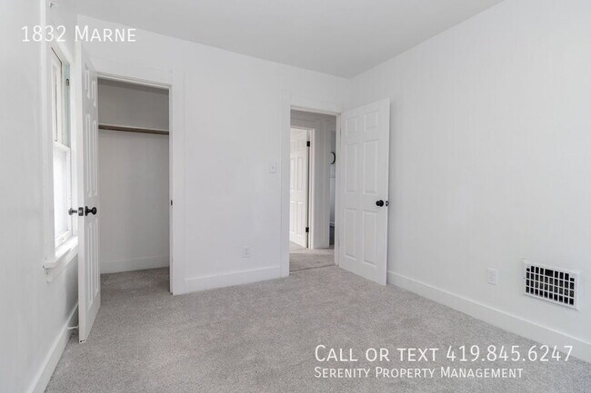 Building Photo - 1832 Marne-