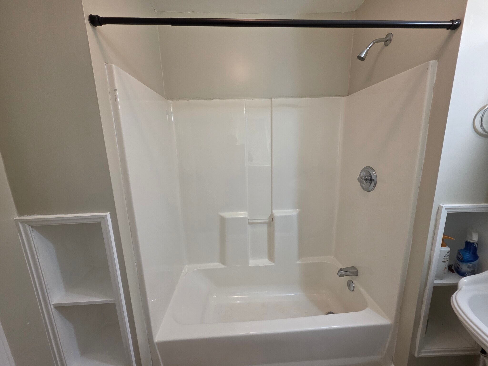 Building Photo - 2135 Masonwood Cir