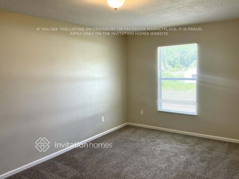 Building Photo - 3253 Gilbert St