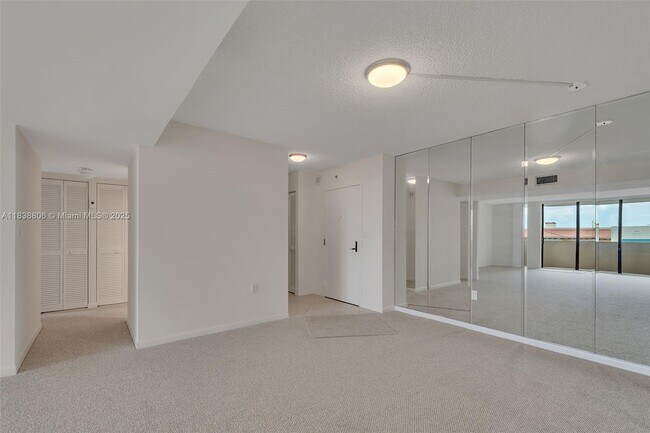 Building Photo - 600 Biltmore Way