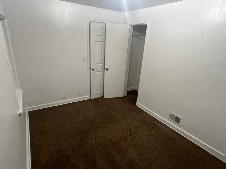 bedroom 1 - 1923 24th St