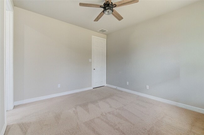 Building Photo - 28918 Woods Rose Ct