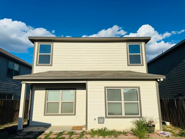 Building Photo - 9970 Toinette St