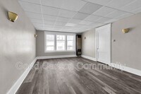 Building Photo - 1247 Hertel Ave