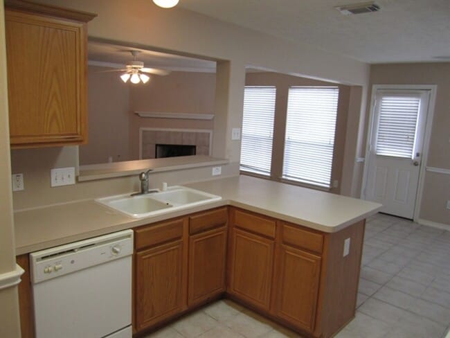 Building Photo - 12911 Maples Perch Ct