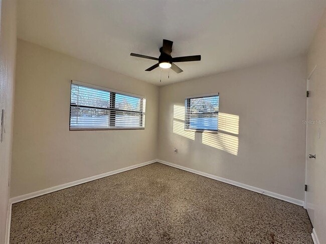 Building Photo - 5618 Aileen Dr