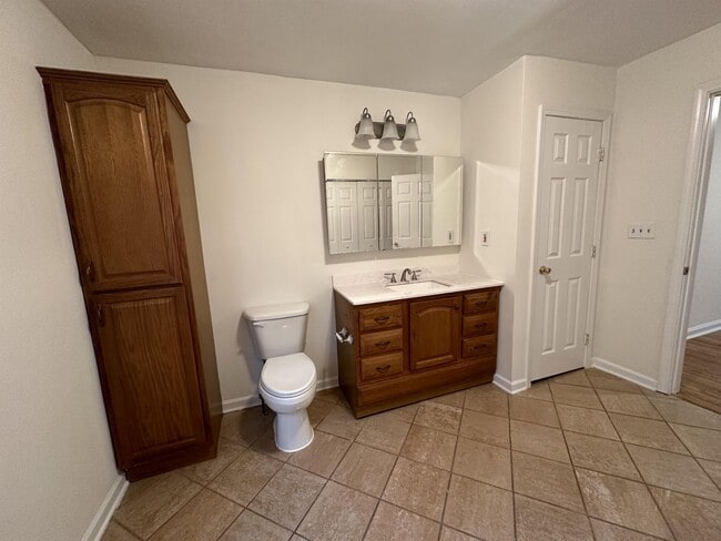 Building Photo - 4641 Due W Rd NW