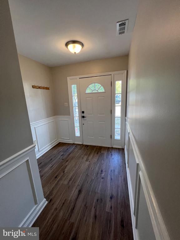 Building Photo - 7111 Oberlin Cir