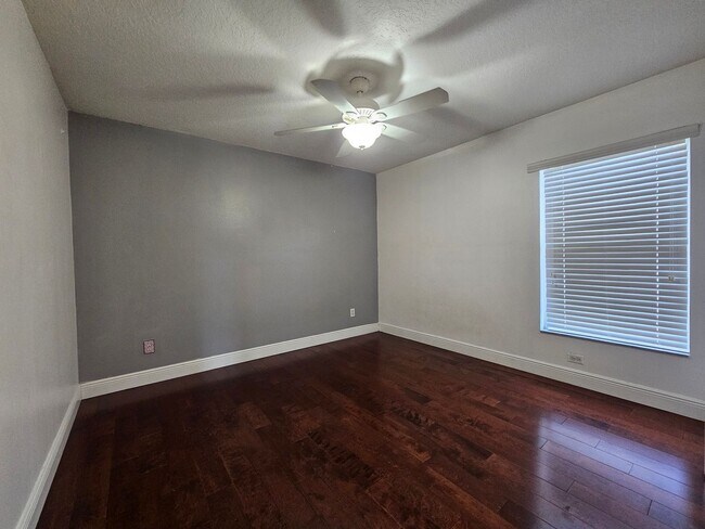 Building Photo - Beautifully Renovated Clermont Home Near Waterfront Park & Trails