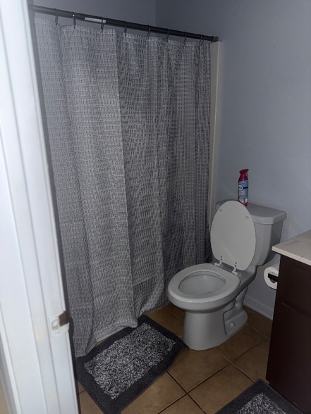 Building Photo - 2701 Seabiscuit Dr