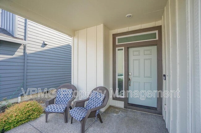Building Photo - 11603 NE 138th Ave