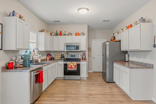 Building Photo - 127 Morningside Dr