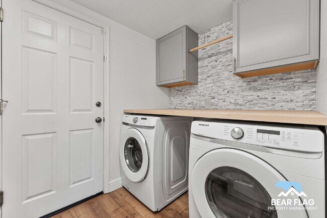 Building Photo - Spacious 4-Bedroom Home for Rent – $3750/m...