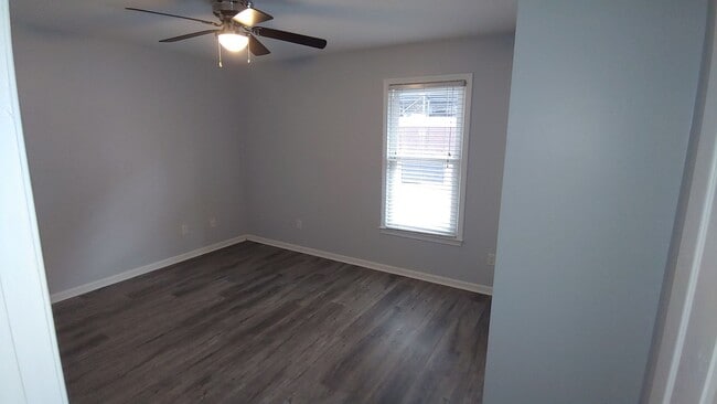 Building Photo - 2 Bedroom Condo by Bryant-Denney