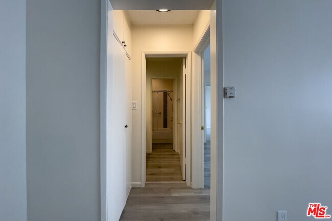 Building Photo - 3607 Clarington Ave