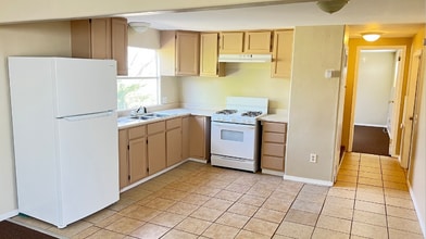 Building Photo - 6345 N Dona Ana Rd
