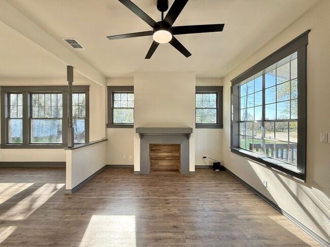 Building Photo - Beautiful 3-Bedroom, 1-Bath Home with Modern Updates!