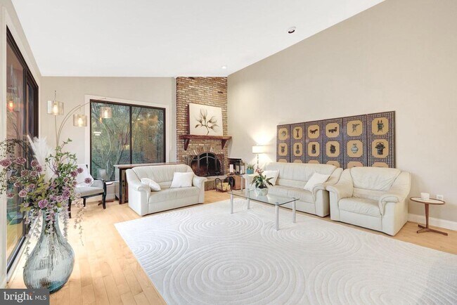 Building Photo - 10809 Nicholsridge Rd